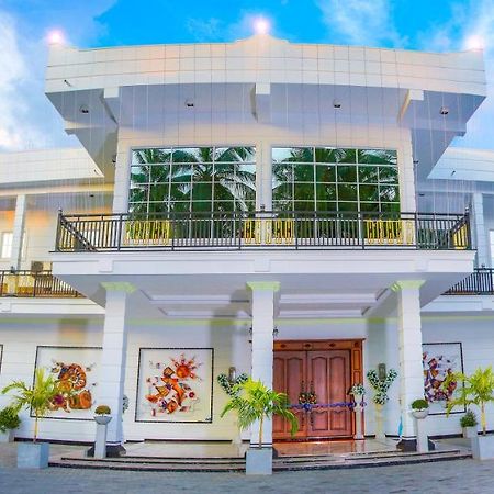 Aurora Banquet And Hotel Chilaw Kültér fotó