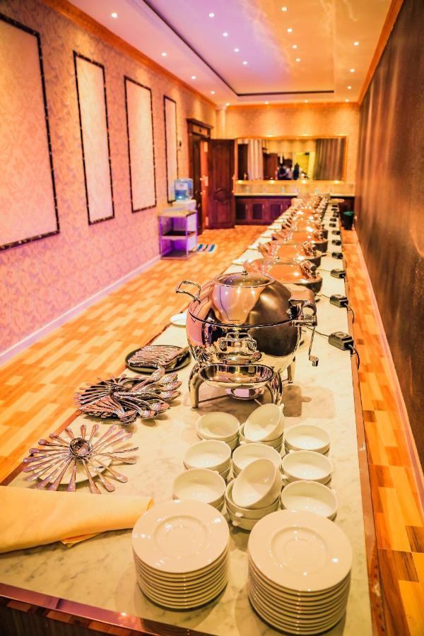 Aurora Banquet And Hotel Chilaw Kültér fotó
