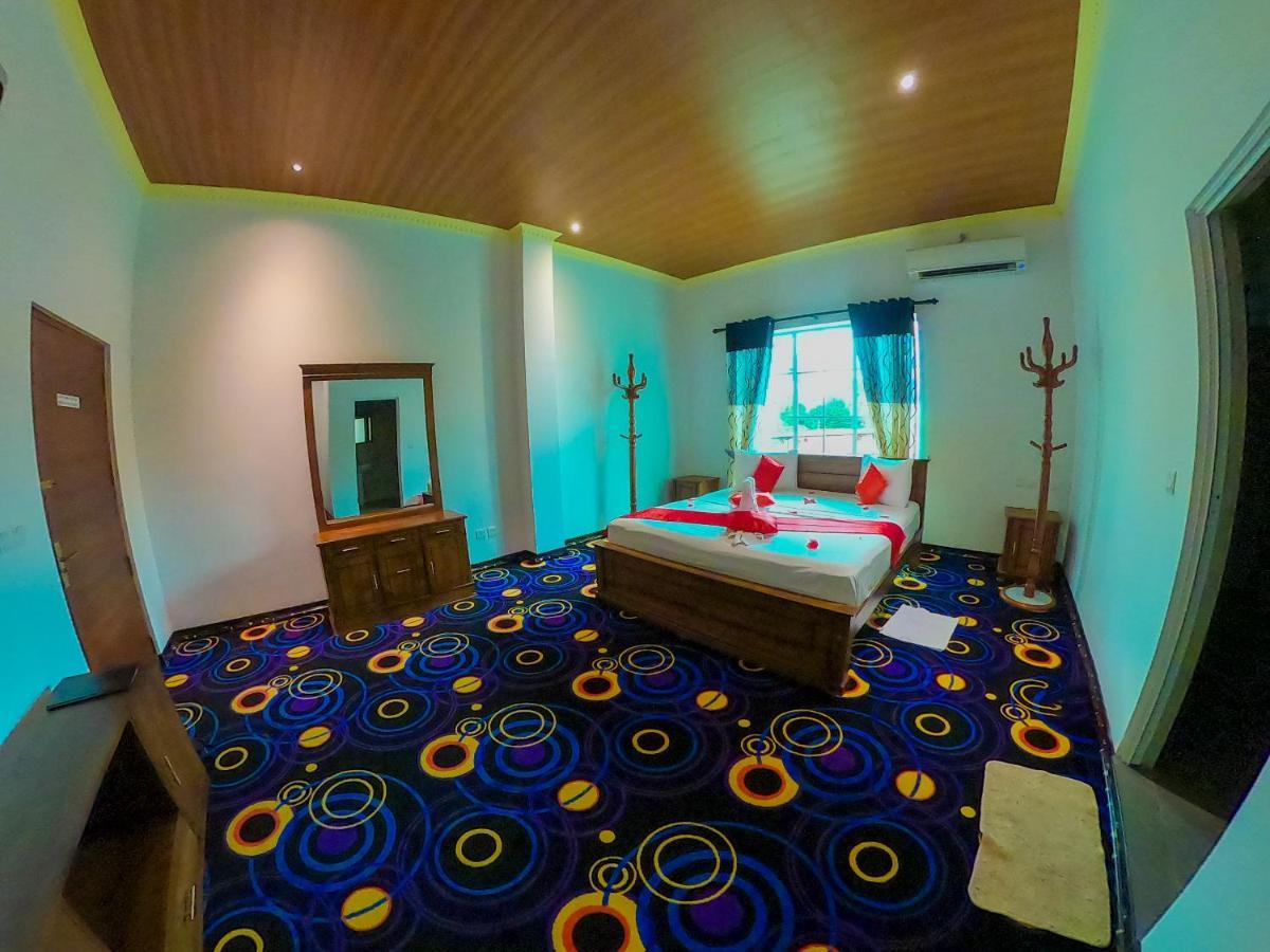 Aurora Banquet And Hotel Chilaw Kültér fotó