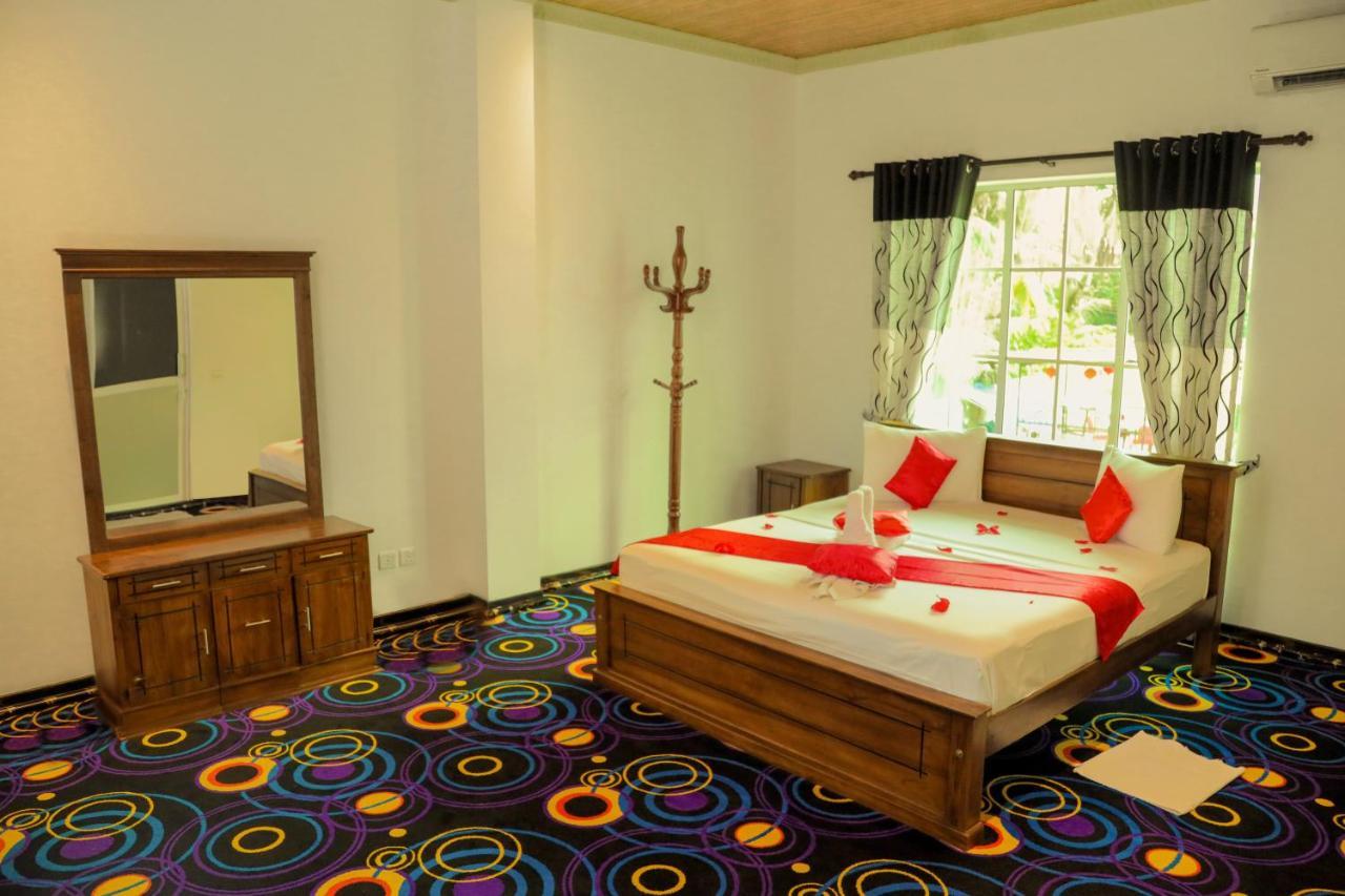 Aurora Banquet And Hotel Chilaw Kültér fotó